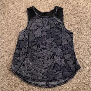 Lululemon workout tank